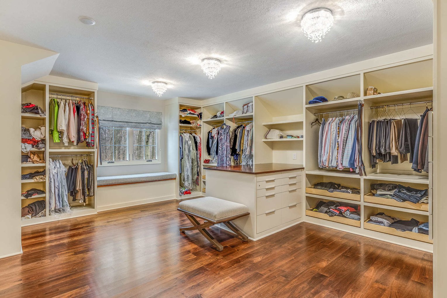 What Is A “Luxury Home Renovation” And What You Should Expect - Luxury Dwelling En-Suite Renovation